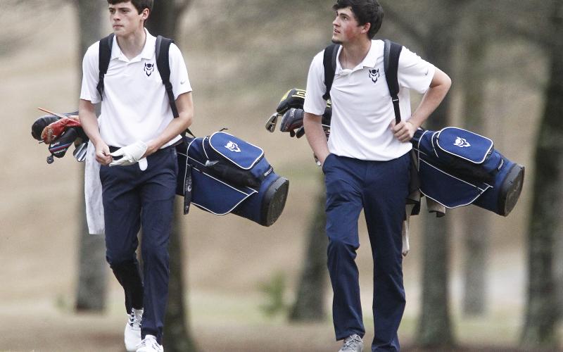 Blue Devil senior golfers Nathan Thornton (left) and Evan Yeargin led Elbert County’s team victory in the 2nd Annual Blue Devil Shootout Feb. 29 at Lake Richard B. Russell State Park’s Arrowhead Pointe Golf Course in Elberton. (Photo by Cary Best)
