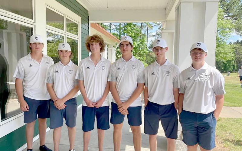 Pictured during the 4AA Area tournament at Arrowhead Pointe Golf Course are Devil golfers (L-R)Brady Starrett, Slate Crook, Levi Johnson, Thomas Brady, Landon Cagle and Hayden Marunich.