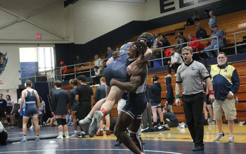 Mat Devil Isiah Davis finished Saturday’s Granite City Scramble as the 150-pound champion. The Devils finished the tournament second overall.