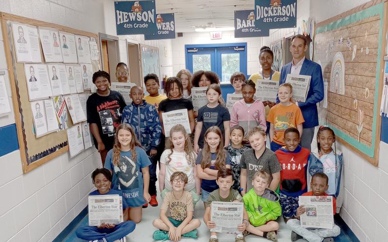 Mayor Daniel Graves recently visited Shameya Brown and Lydia Stowers’ class.