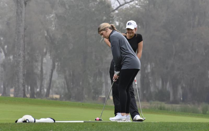 Seniors Hayden Marunich and Ellie Wheeler (above) are set to lead their teams in the upcoming Border War tournament between Franklin County, Hart County and Elbert. The tournament is a three-day tournament for a year’s worth of bragging rights between the rival schools. (Photo courtesy of Elbert County Golf)
