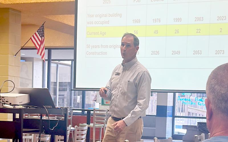 Elbert County School Superintendent Robert Wheeler discusses options for aging facilities at the March 20 meeting at ECCHS. Approximately 50 citizens attended the meeting. (Photo by Weeks)
