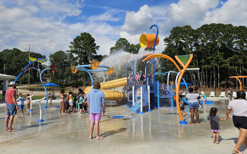 The City of Elberton officially opened Splash Island Elberton at Senior League Park Aug. 30 with a ribbon cutting and a day full of fun in the sun. The park is slated to operate throughout the month of September. (Photos courtesy of Kevin Eavenson)