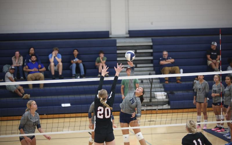 Zurina Dillard hits the ball over the net against Rabun on Sept. 16. (Photo by Bo Underwood)