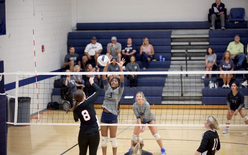 Anaja Banks (3) goes up for a block against Rabun County.  (File photo by Bo Underwood)