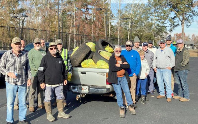 Elberton Christian Church's "Ground Breakers" helped clean up Mobley Hill Road Nov. 15.