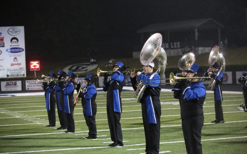 Elbert County band members cheer on the Blue Devils at halftime. (Photo by Bo Underwood)
