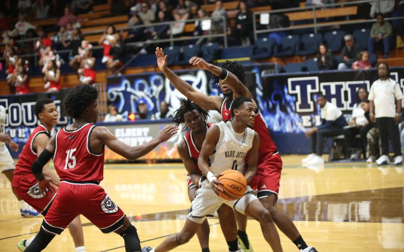 Scenes from Elbert's 70-60 win over Social Circle on Dec. 2. (Photos by Bo Underwood)