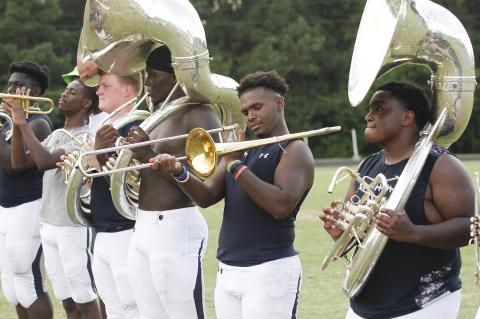 Waggoner introduces band exchange