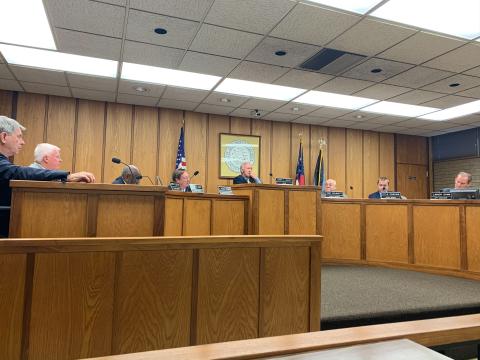 The Elberton City Council met Oct. 7 for their monthly meeting. 