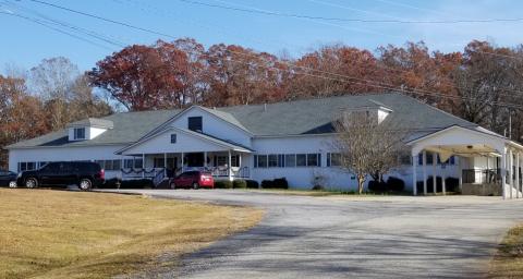 As the New Year approached, while all the other long-term care facilities in Elbert County had been ravaged by COVID-19, Nancy Hart Nursing Home in Fortsonia had zero positive cases. In the past two weeks, Nancy Hart has been, according to the facility’s administrator, ‘struggling’ with an outbreak. (Photo by Slay)