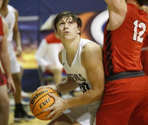 Junior Bryce Dickerson looks to make a basket in Friday’s game against Rabun. (Photo by Scoggins) 
