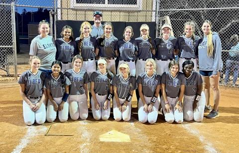 Pictured after Thursday’s game were (front row, L-R) Emily Booth, Kimberly Hernandez, Londyn Blackmon, Hannah Brady, Gracie Brady, Jaynee Webb, Kelsey Woodall and Heaven Robinson; (back row, L-R) Coach McCall Faulkner, Carmen Burden, Ava Lunsford, Coach Drew Greer, Reagan Baker, Emalise Andrews, Miller Drake, Lilly Ray, Kamryn Webb and Coach Bria Bush. (Photo by Bethany Booth)