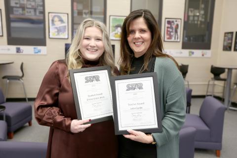 Emma Grace Jarvis (left) was named Elbert County Comprehensive High School’s STAR student for the class of 2023. Jarvis selected JoAnn Gunter (left) as her STAR teacher. (Photo by Scoggins)