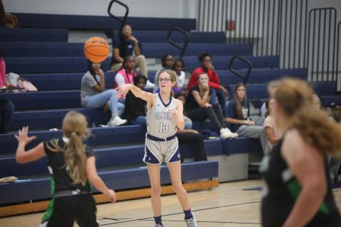 The ECMS Rams and Lady Rams posted a clean sweep of Habersham County winning all four games of the day Nov. 9. (File photo by Wells)