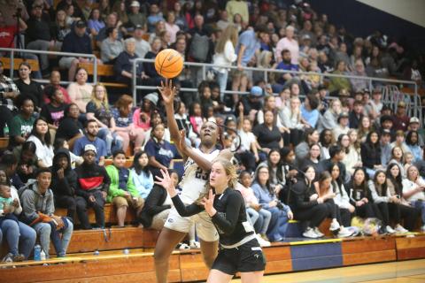 Zy Belcher floats a shot over a Tallulah Falls defender during Elbert’s loss to the Lady Indians Jan. 26. (Photo by Wells)
