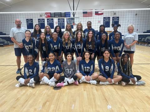 The 2024 Lady Devil Volleyball team includes Melanie Badillo, Kendall Baston, Lakeria Bradley, Lindsay Castro, Zurina Dillard, Shania Huff, Johna Johnson, Alyssa Mooney, Cadence Noggle, Trania Skelton, Ryleigh Stowers, Ja’Nydra Watts, Anaja Banks, Shamya Davis, Ayden Evans, Jessica Flores, A’Lirious Glaze, Ariel Moncallo, Camdyn Moon, Dayana Tapia Mota, Aerial Oglesby, Juana Oliver, Amelia Phillips, Peyton Roach and Deshayla Jackson. (Photo submitted by Mercer Harris Photography) 