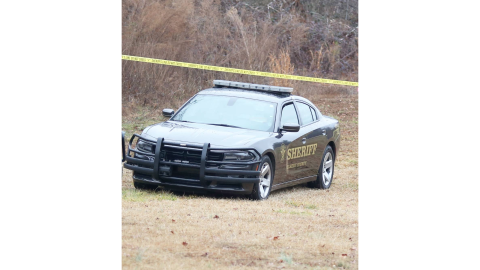The Elbert County Sheriff's Office and the Elbert County Coroner's Office investigated the discovery of possible human remains on Monday, Jan. 27. (Photo by Wells)