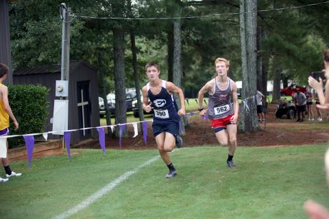 Eli Alexander (left) was Elbert’s top finisher at the Kent Kramer Classic on Oct. 8.  (File photo by Bo Underwood)