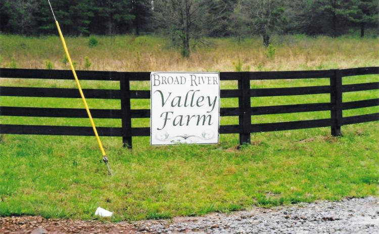 Recovered Materials Company won’t distribute its fertilizer to Broad River Valley Farm, but GDA says other companies with a license may.