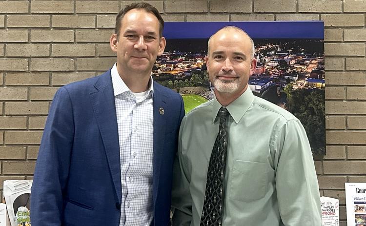 Elberton Mayor Daniel Graves and Kevin Eavenson meet outside the city council meeting after the council voted Eavenson as sole finalist for the city manager position. (Photo by Mark Wells)