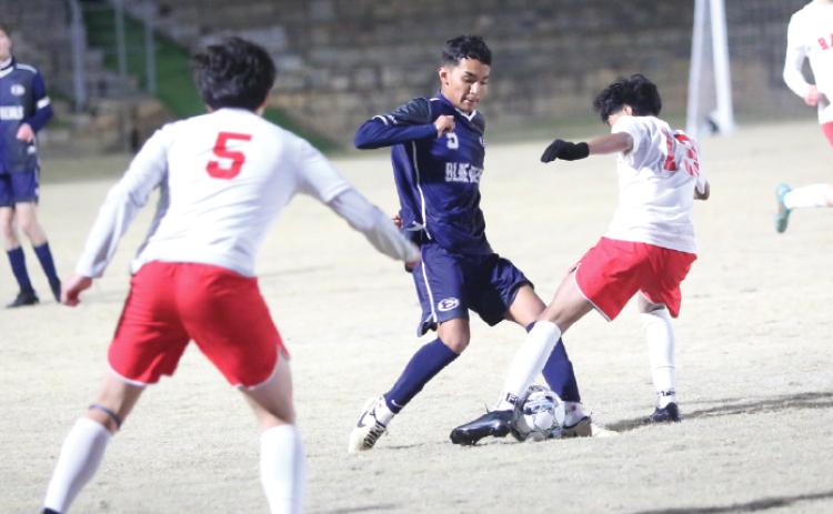 Ronny Medellin dispossess his opponent during the 2025 season. (File photo by Mark Wells)