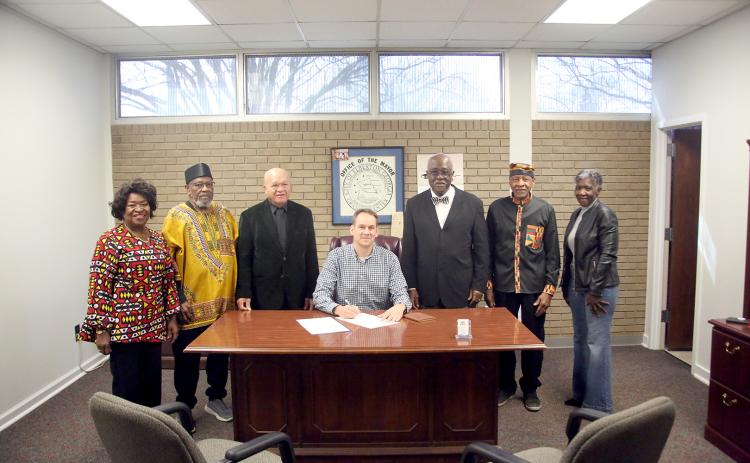 Mayor Daniel Graves signed a proclamation in honor of Black History Month Feb. 8 for the City of  Elberton. Pictured during the signing are (L-R) Carolyn Bolton, Bobby G. Hunt, Elberton City Council member Terry Burton, John Clark, Jimmy White and Pam Allen. (Photo by Wells)